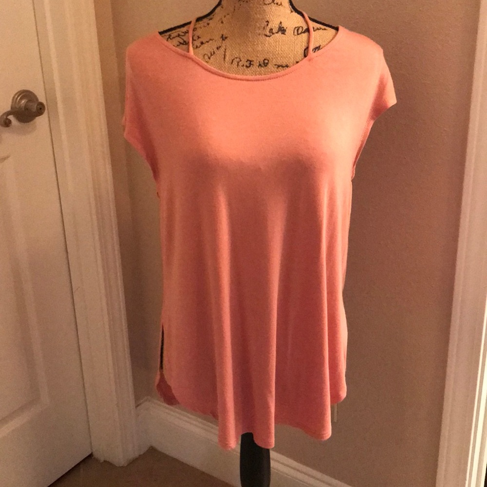 M- pink top